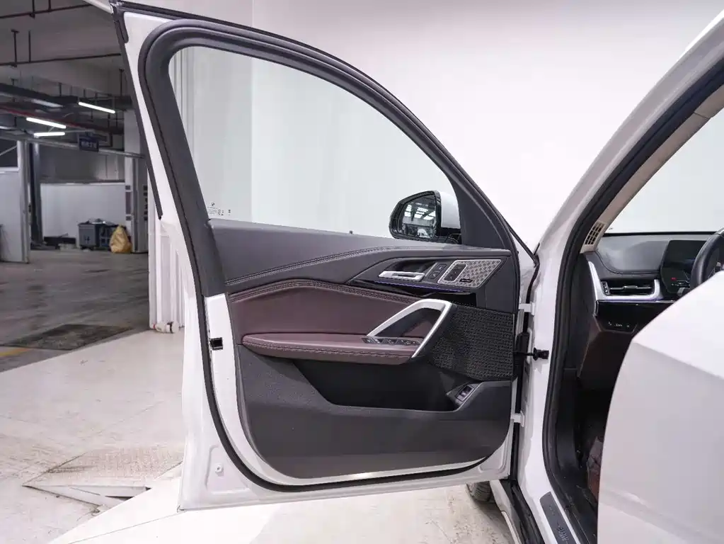 BMW BMW X1 2023 sDrive25Li X Design Package 2024 - thumbnail 11