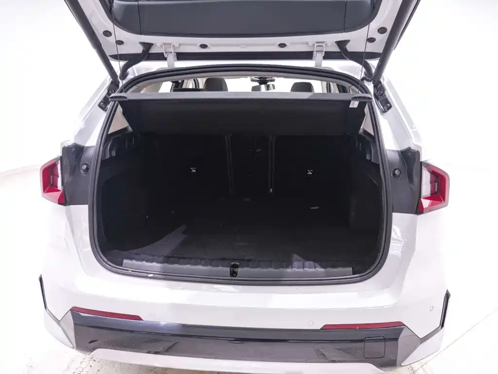 BMW BMW X1 2023 sDrive25Li X Design Package 2024 - thumbnail 24