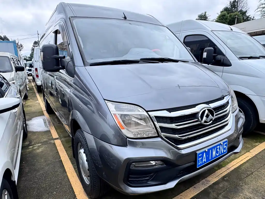 Maxus MAXUS V80 2018 2.5T 6MT Elite Long Wheelbase Mid Roof 7/10 Seats 2019 - thumbnail 2