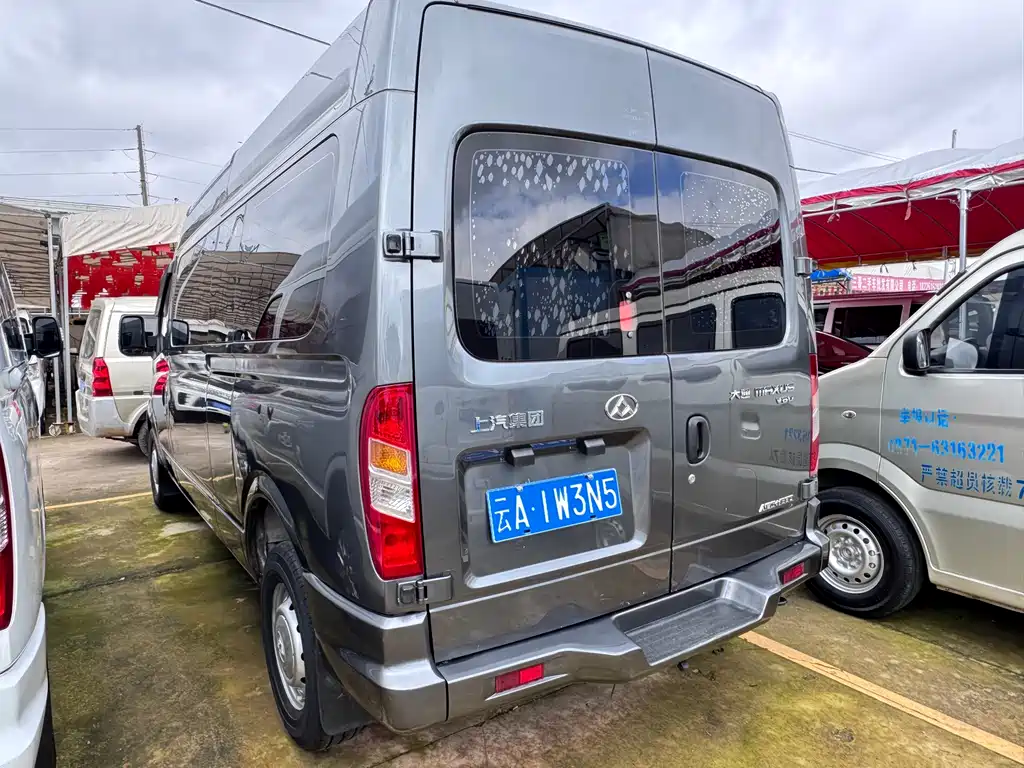 Maxus MAXUS V80 2018 2.5T 6MT Elite Long Wheelbase Mid Roof 7/10 Seats 2019 - thumbnail 3