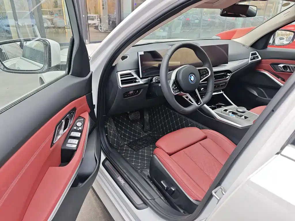 BMW BMW i3 2025 eDrive 35 L 2025 - thumbnail 3