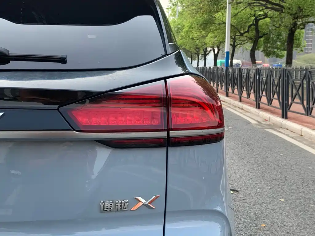Geely Auto Geely Boyue 2022 Boyue X 1.8TD DCT Smart Edition 2022 - thumbnail 11