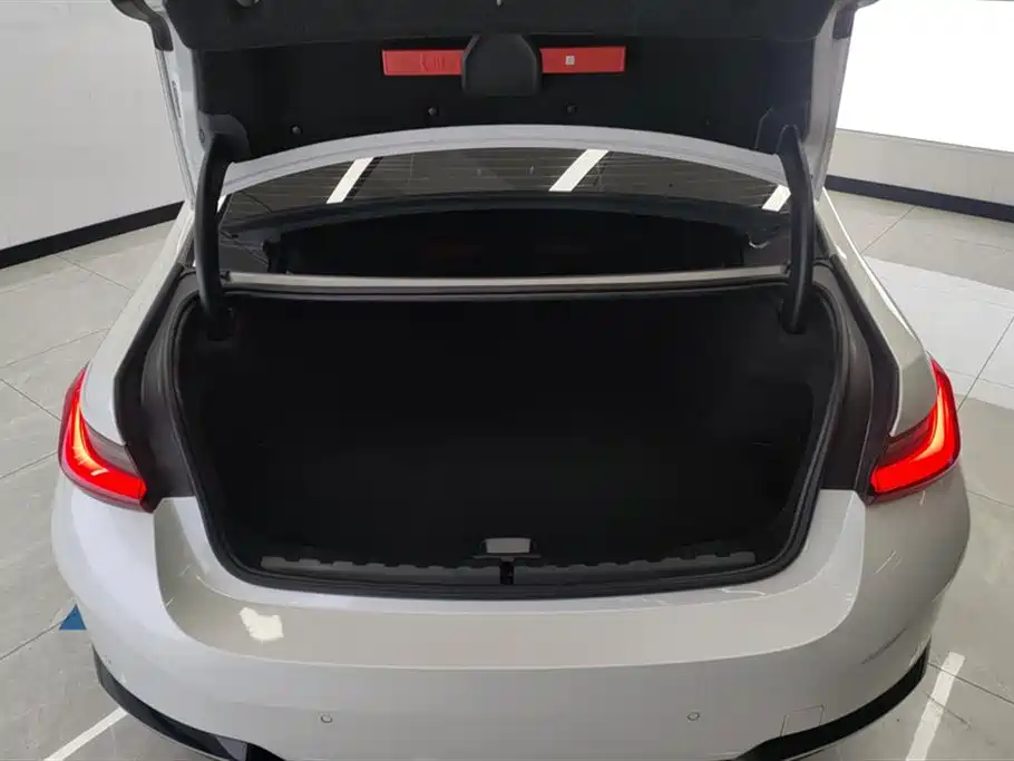 BMW BMW i3 2025 eDrive 35 L 2025 - thumbnail 4