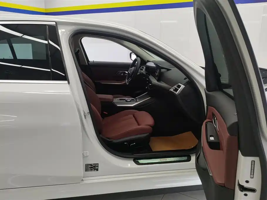 BMW BMW i3 2025 eDrive 35 L 2025 - thumbnail 8