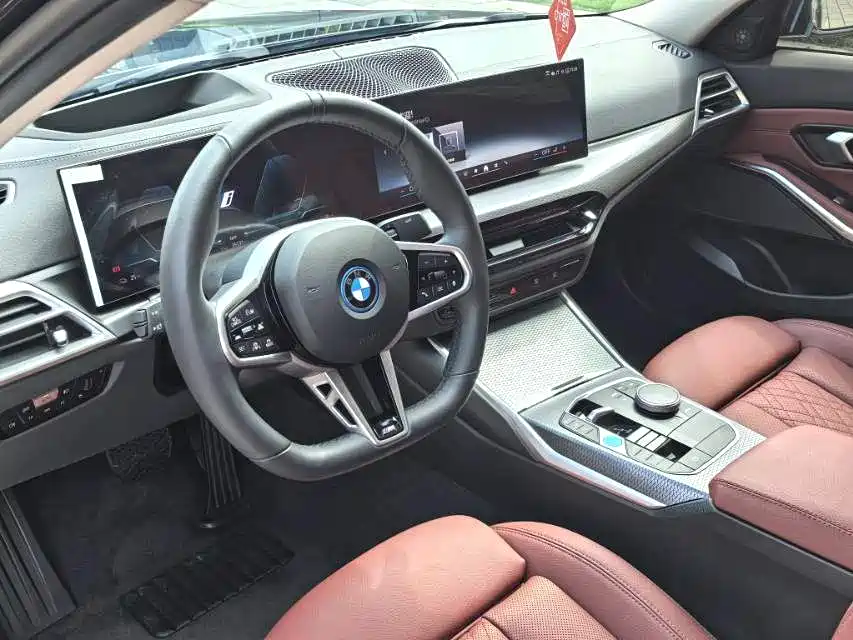 BMW BMW i3 2025 eDrive 40 L Night Sport Package 2025 - thumbnail 4