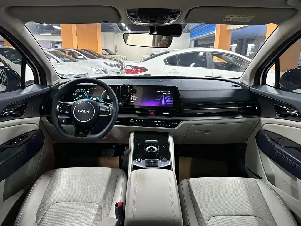Kia Sorento 2023 2.0L HEV FWD Premium Edition 2023 - thumbnail 4