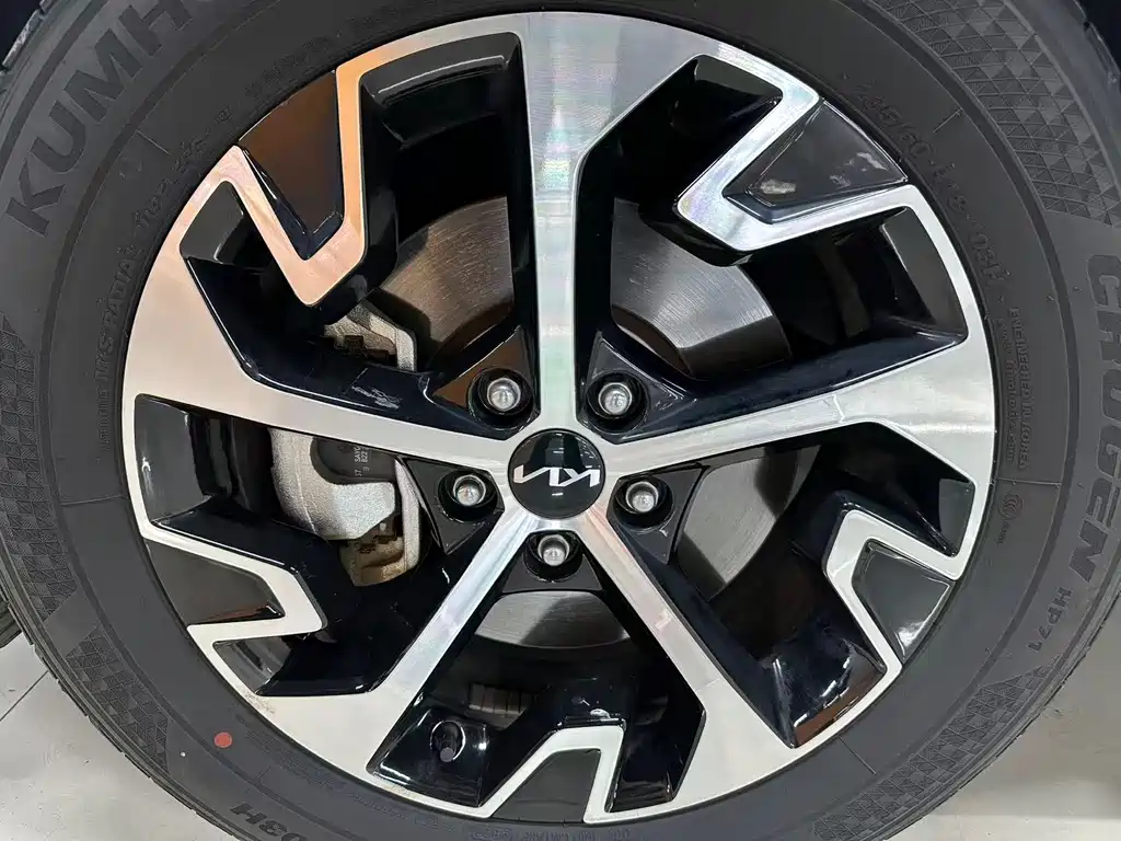 Kia Sorento 2023 2.0L HEV FWD Premium Edition 2023 - thumbnail 16