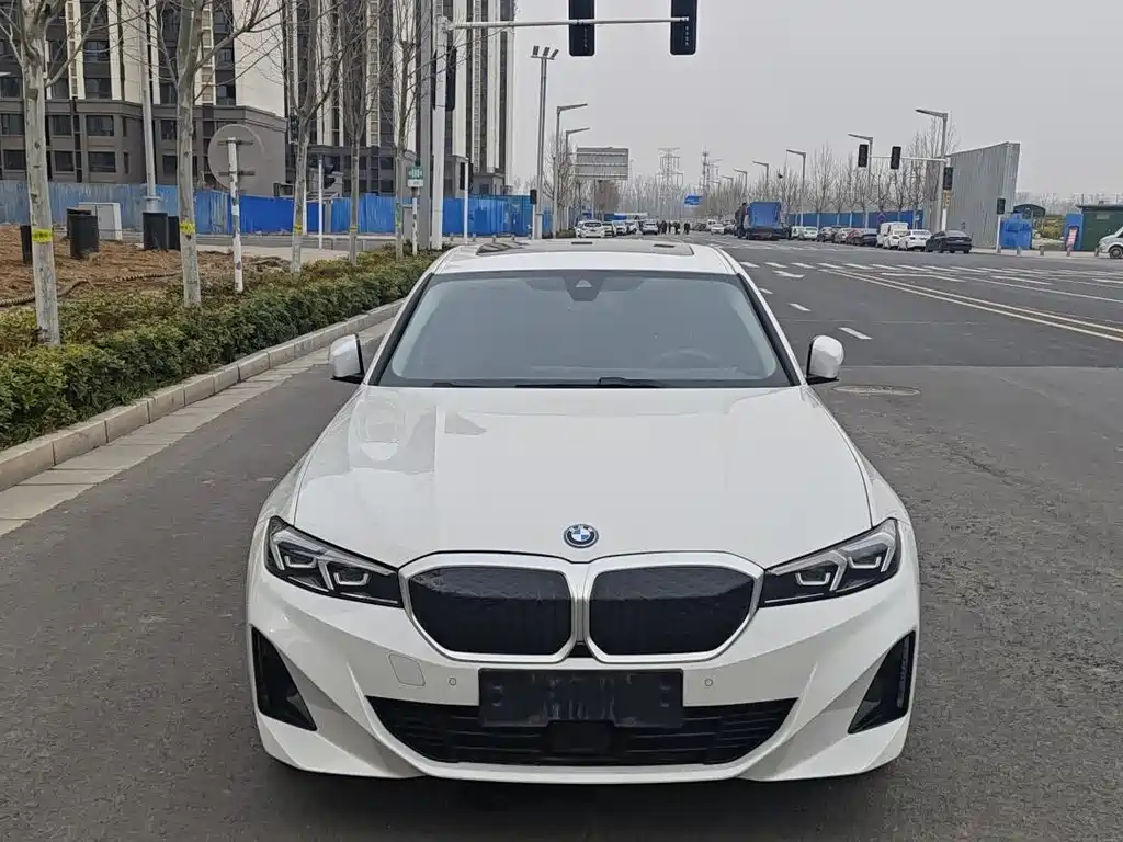 BMW BMW i3 2025 eDrive 35 L 2025 - thumbnail 2