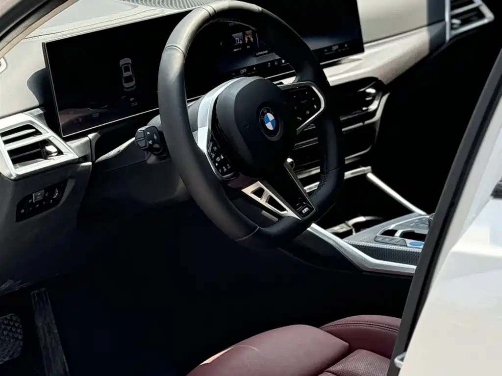 BMW BMW i3 2025 eDrive 40 L Night Black Package 2025 - thumbnail 6