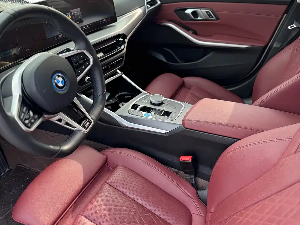 BMW BMW i3 2025 eDrive 35 L 2024 - thumbnail 7