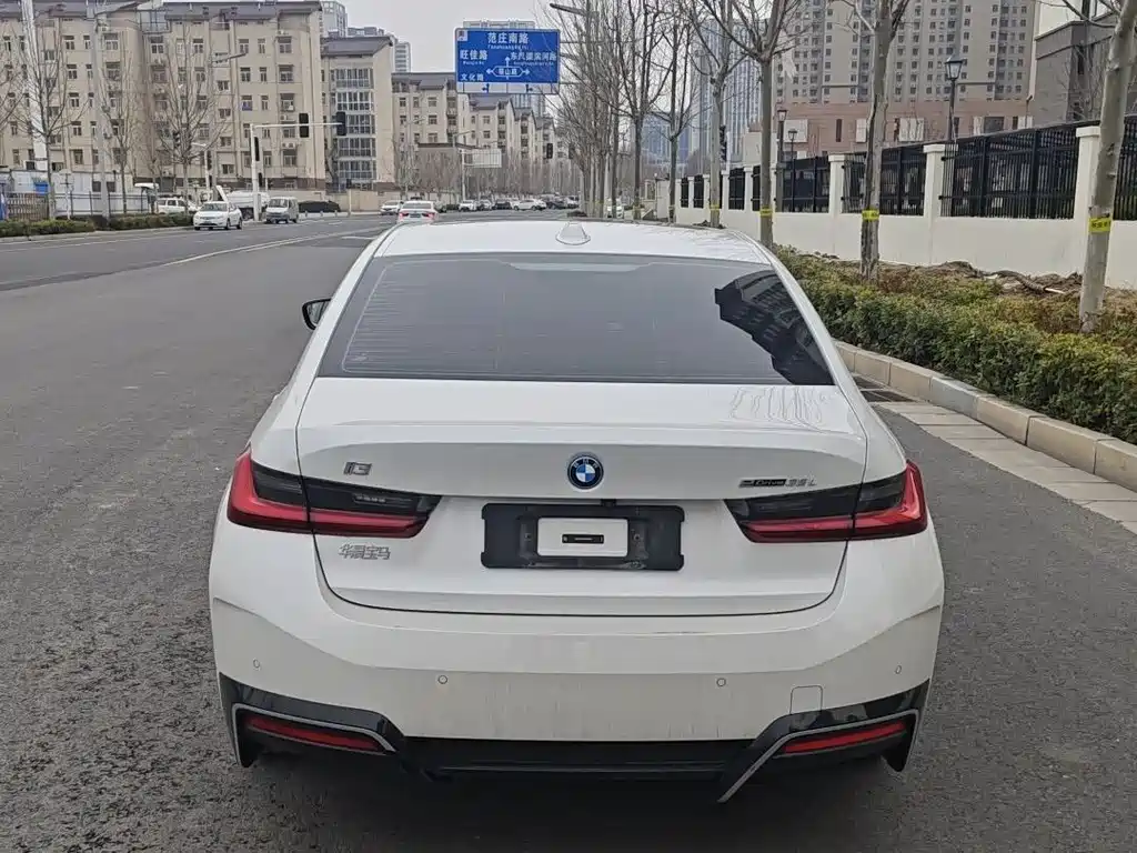 BMW BMW i3 2025 eDrive 35 L 2025 - thumbnail 4
