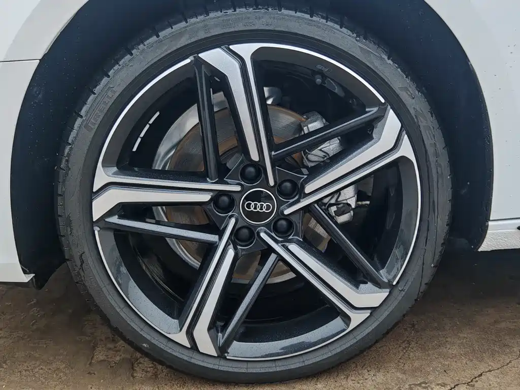 Audi Audi A4L 2024 40 TFSI Luxury Dynamic Edition 2025 - thumbnail 19