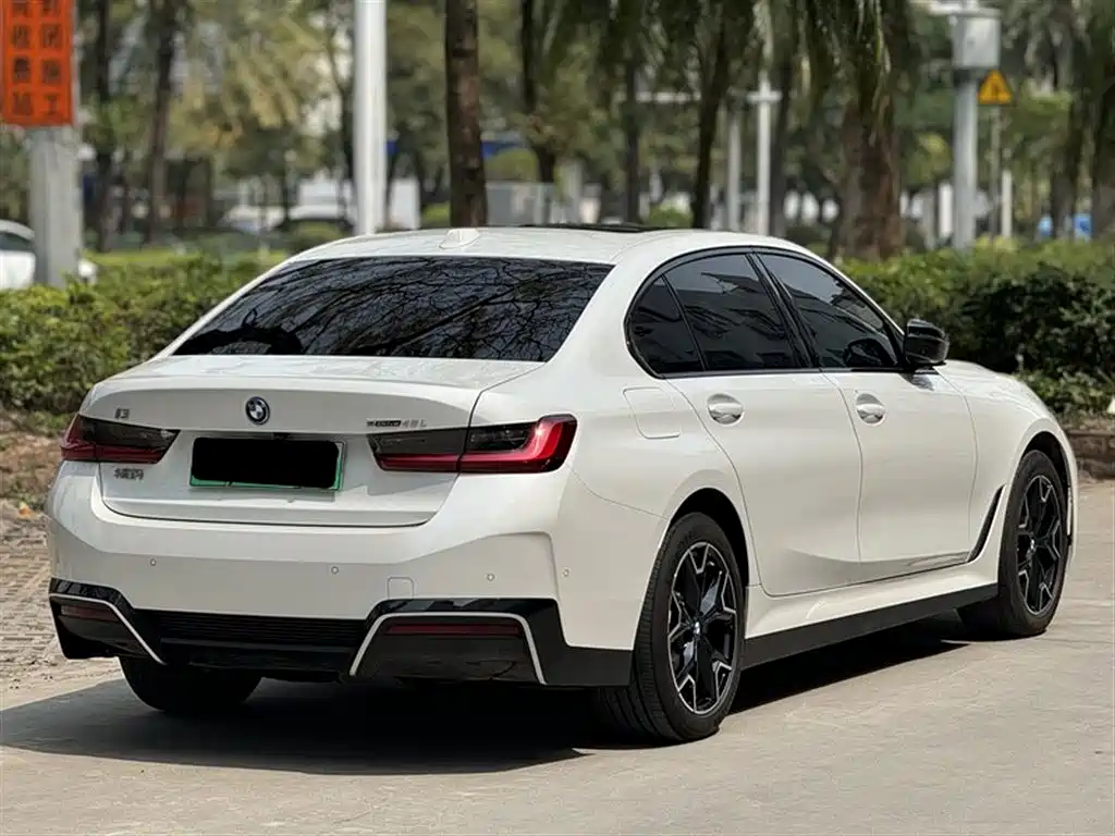 BMW BMW i3 2025 eDrive 40 L Night Black Package 2025 - thumbnail 10