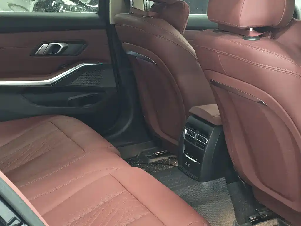 BMW BMW i3 2025 eDrive 35 L 2025 - thumbnail 8