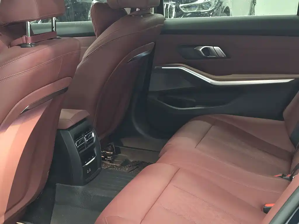 BMW BMW i3 2025 eDrive 35 L 2025 - thumbnail 9