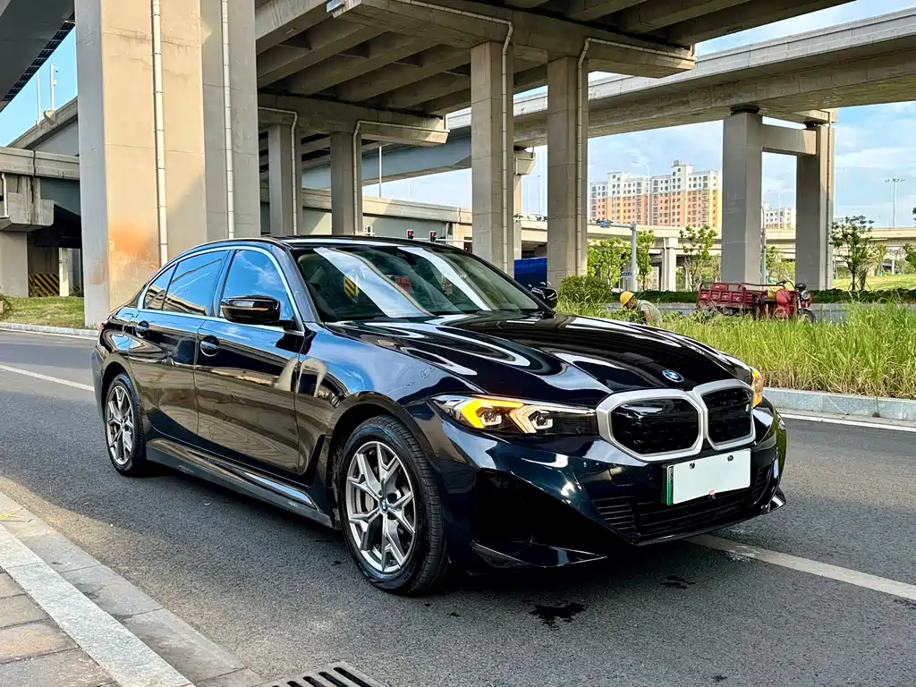 BMW BMW i3 2024 eDrive 35 L 2024 - thumbnail 3