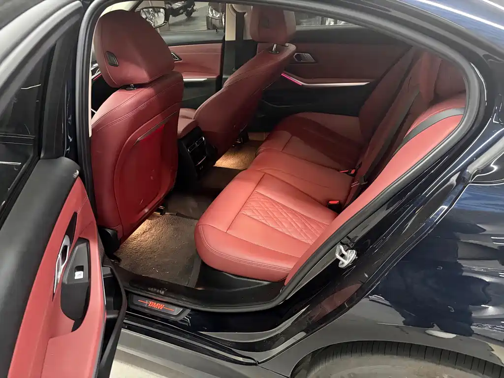 BMW BMW i3 2024 eDrive 35 L 2024 - thumbnail 9