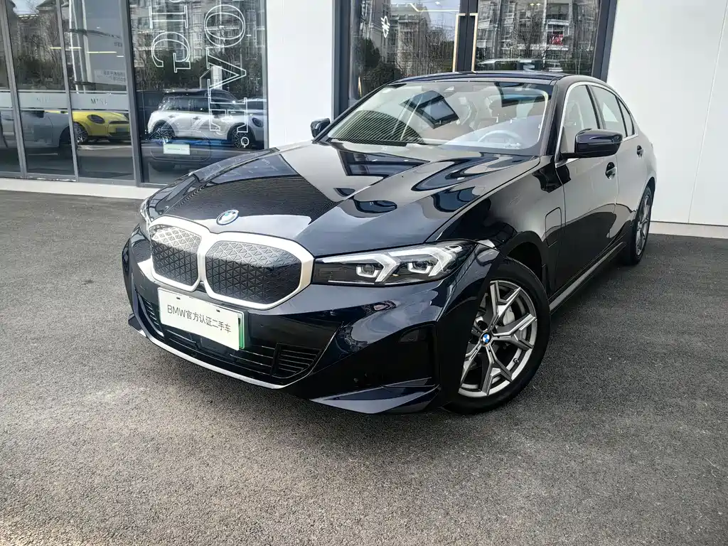 BMW BMW i3 2025 eDrive 35 L 2025
