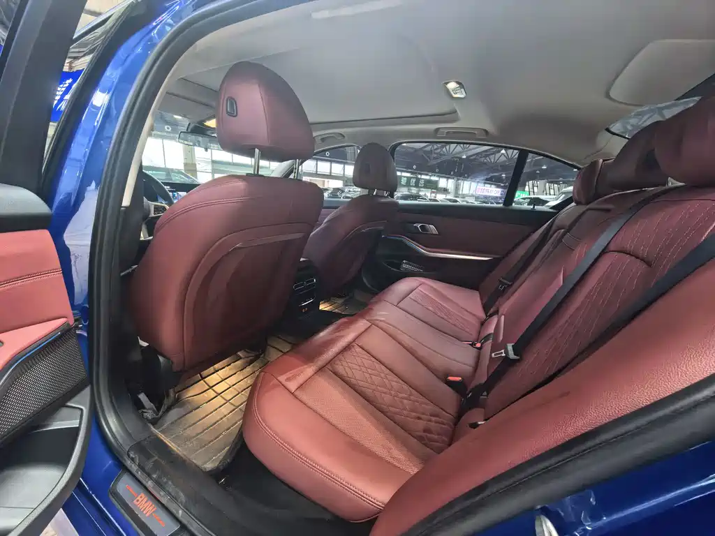 BMW BMW i3 2024 eDrive 35 L 2024 - thumbnail 5