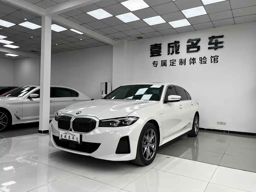 BMW BMW i3 2025 eDrive 35 L 2025