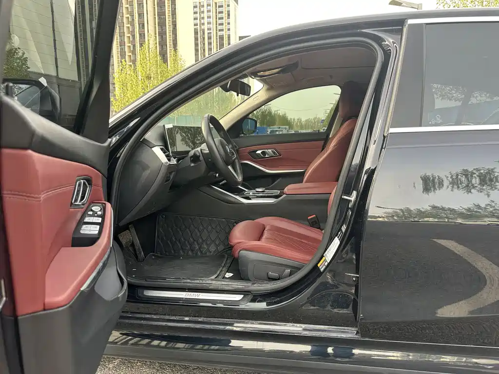 BMW BMW i3 2024 eDrive 35 L 2024 - thumbnail 4