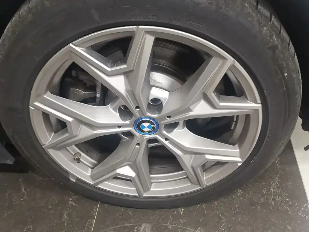 BMW BMW i3 2024 eDrive 35 L 2023 - thumbnail 11