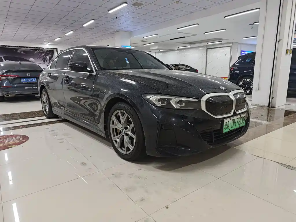 BMW BMW i3 2024 eDrive 35 L 2024 - thumbnail 3