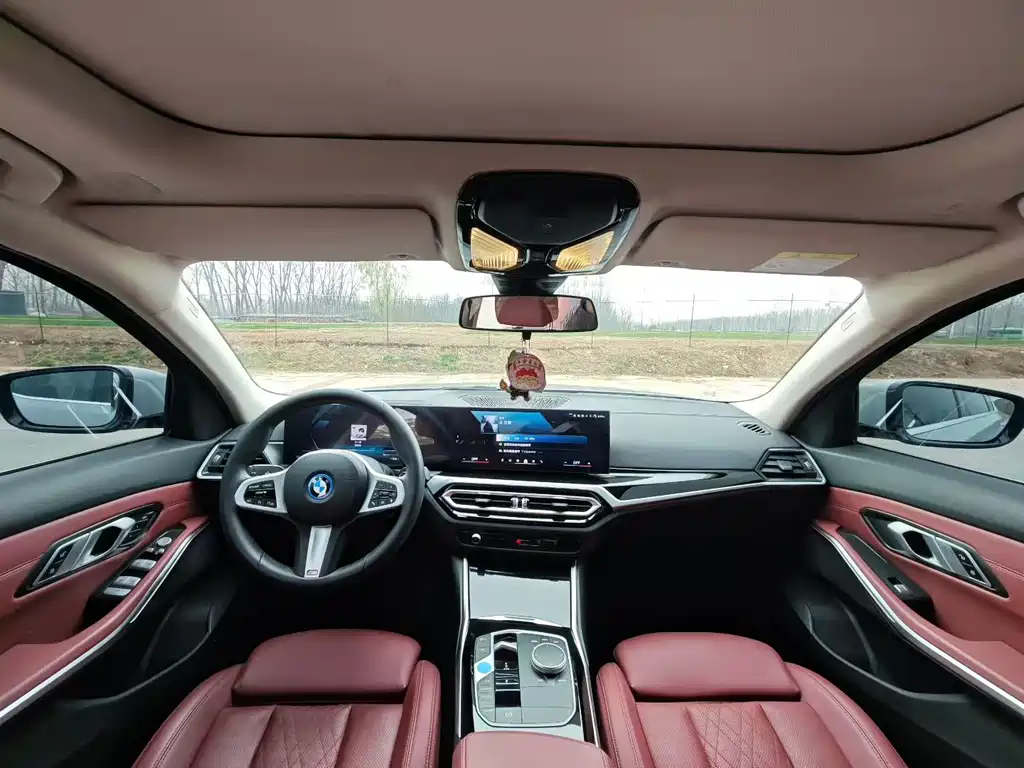 BMW BMW i3 2024 eDrive 35 L 2024 - thumbnail 5