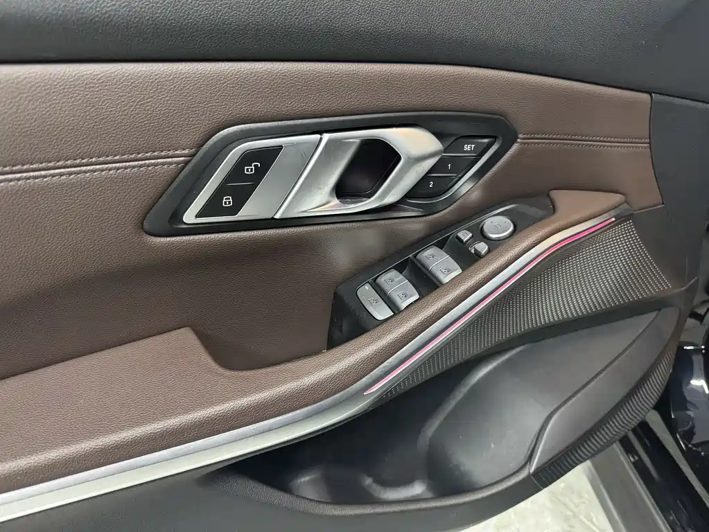 BMW BMW i3 2024 eDrive 35 L 2023 - thumbnail 11