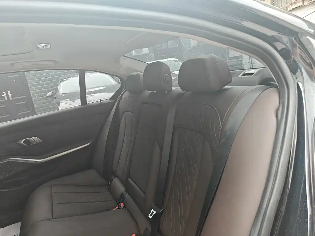 BMW BMW i3 2024 eDrive 35 L 2024 - thumbnail 6