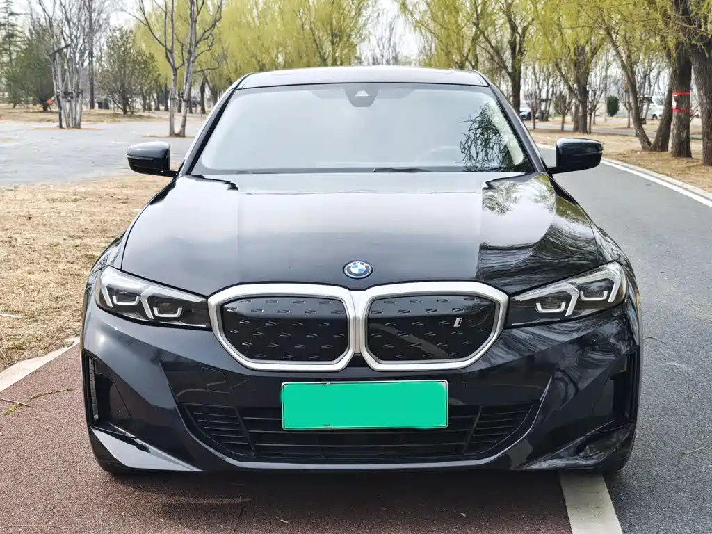 BMW BMW i3 2024 eDrive 35 L 2024 - thumbnail 2