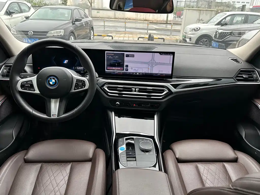 BMW BMW i3 2024 eDrive 35 L 2024 - thumbnail 11