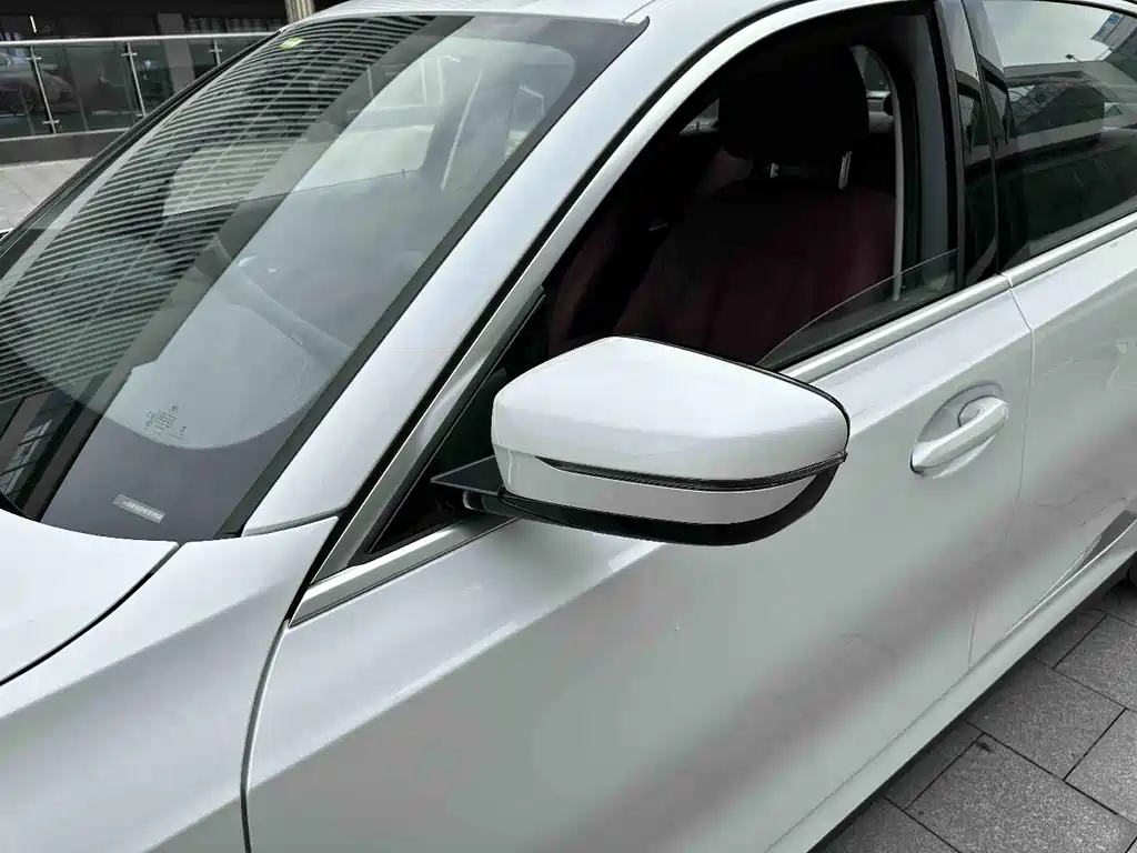 BMW BMW i3 2024 eDrive 35 L 2025 - thumbnail 9