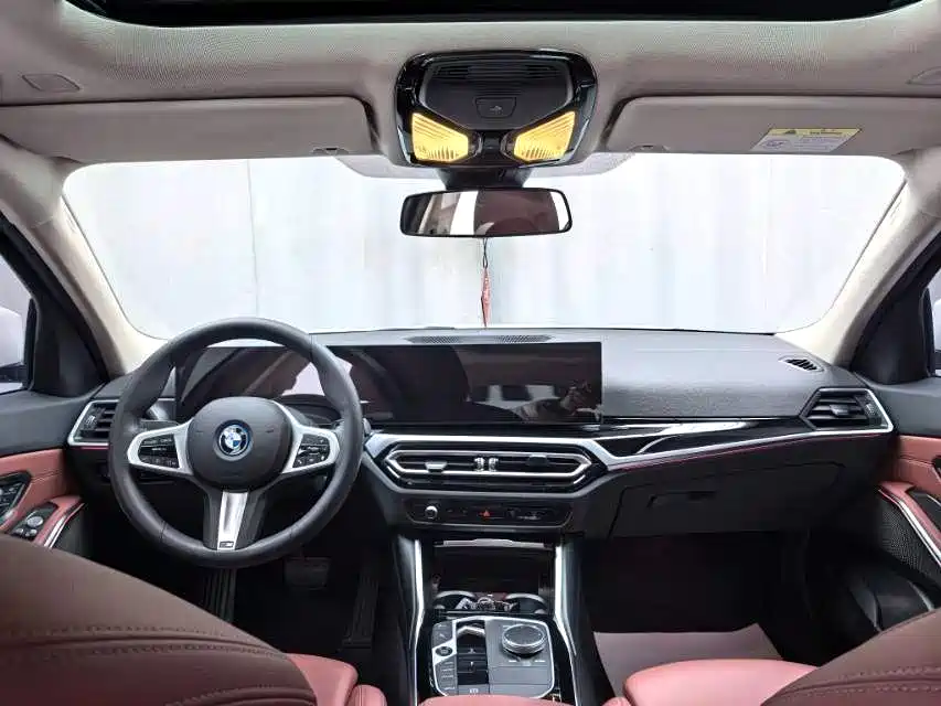 BMW BMW i3 2024 eDrive 35 L 2024 - thumbnail 4