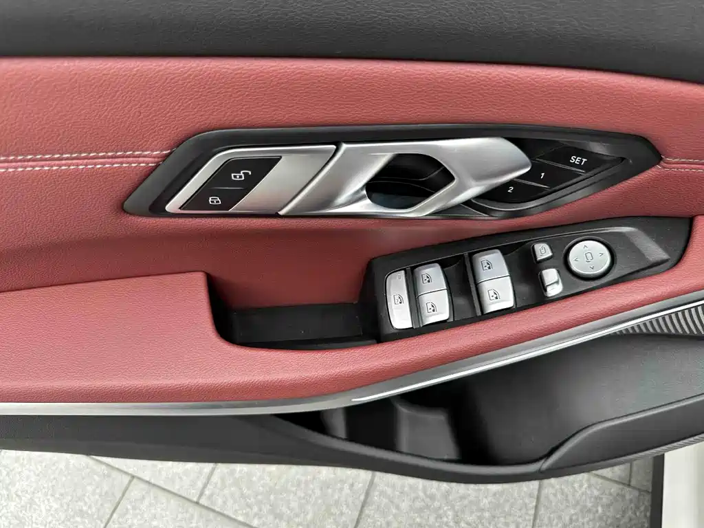 BMW BMW i3 2024 eDrive 35 L 2025 - thumbnail 13