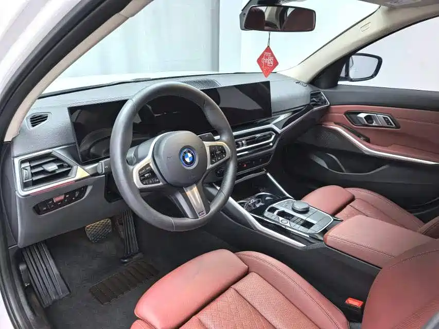 BMW BMW i3 2024 eDrive 35 L 2024 - thumbnail 5
