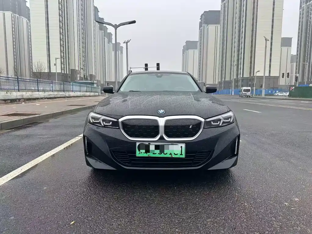 BMW BMW i3 2024 eDrive 35 L 2024 - thumbnail 2