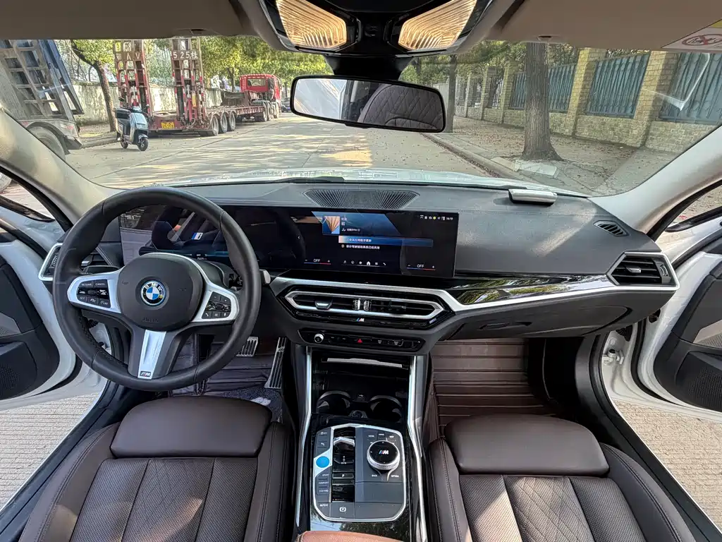 BMW BMW i3 2024 eDrive 35 L 2024 - thumbnail 6