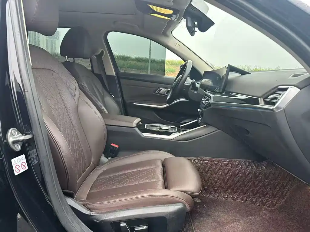BMW BMW i3 2024 eDrive 35 L 2024 - thumbnail 9