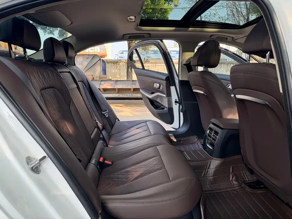 BMW BMW i3 2024 eDrive 35 L 2024 - thumbnail 12