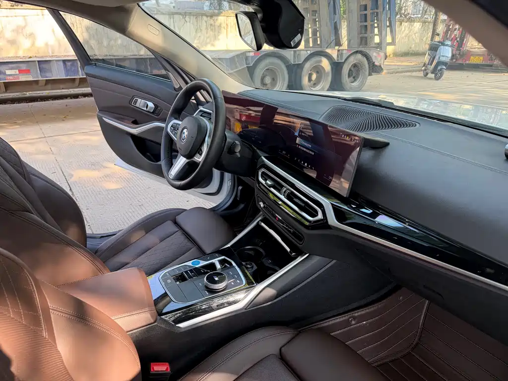 BMW BMW i3 2024 eDrive 35 L 2024 - thumbnail 13