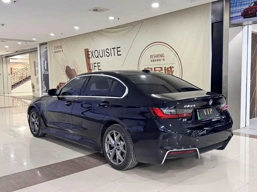 BMW BMW i3 2024 eDrive 35 L 2024 - thumbnail 5