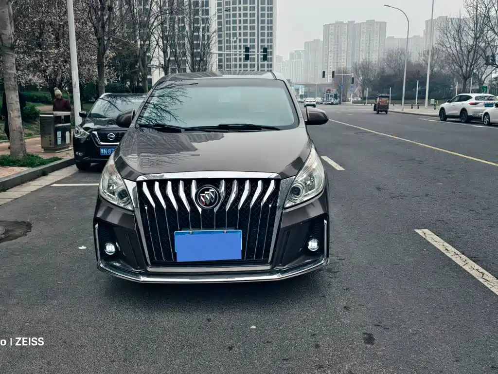 Buick Buick GL8 2017 25S Comfort Edition China V 2018 - thumbnail 3