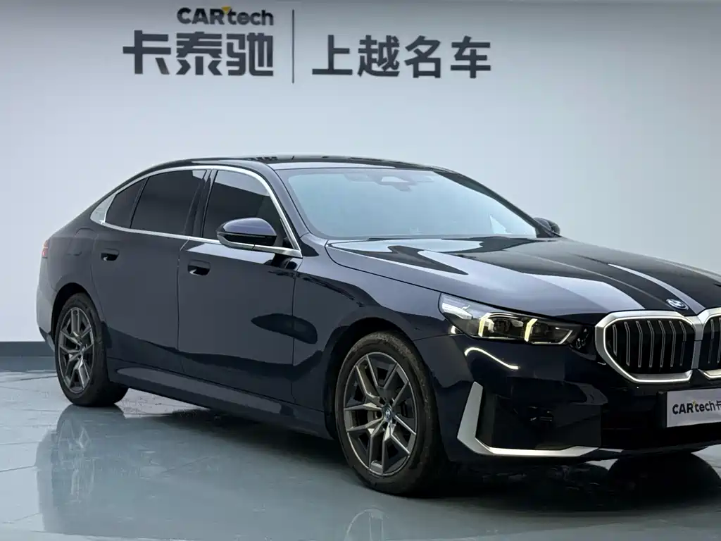 BMW BMW i5 2024 eDrive 35L Luxury Package 2024 - thumbnail 3