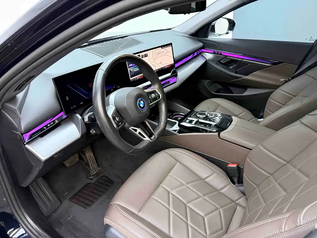 BMW BMW i5 2024 eDrive 35L M Sport Package 2024 - thumbnail 10