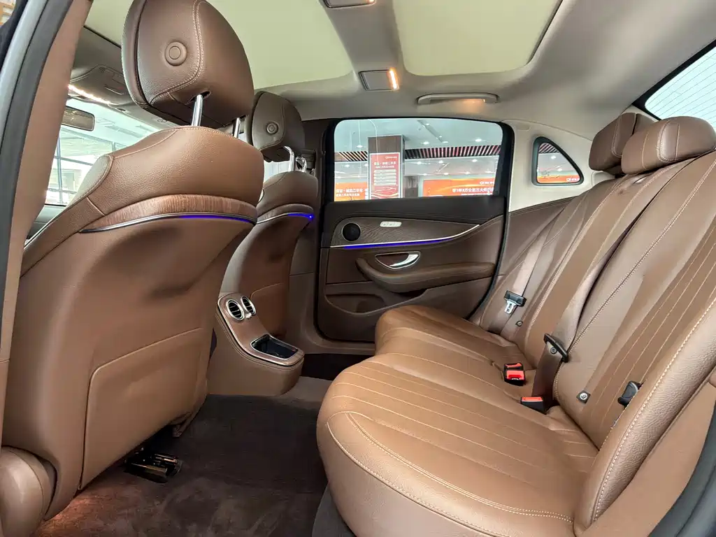 Mercedes-Benz Mercedes-Benz E-Class 2021 Model Year Facelift E 260 L 2021 - thumbnail 12