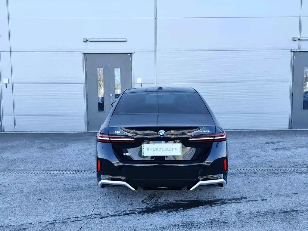 BMW BMW i5 2025 eDrive 35L M Sport Package 2025 - thumbnail 7