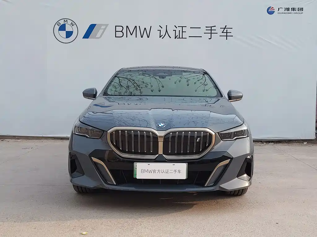 BMW BMW i5 2024 eDrive 35L Premium M Sport Package 2024 - thumbnail 2