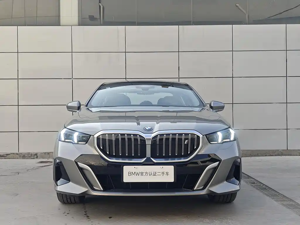 BMW BMW i5 2024 eDrive 35L Executive M Sport Package 2024 - thumbnail 2