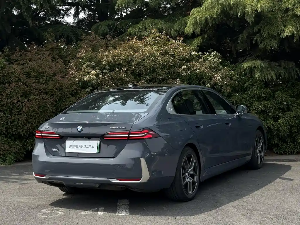 BMW BMW i5 2024 eDrive 35L Premium Luxury Package 2024 - thumbnail 5